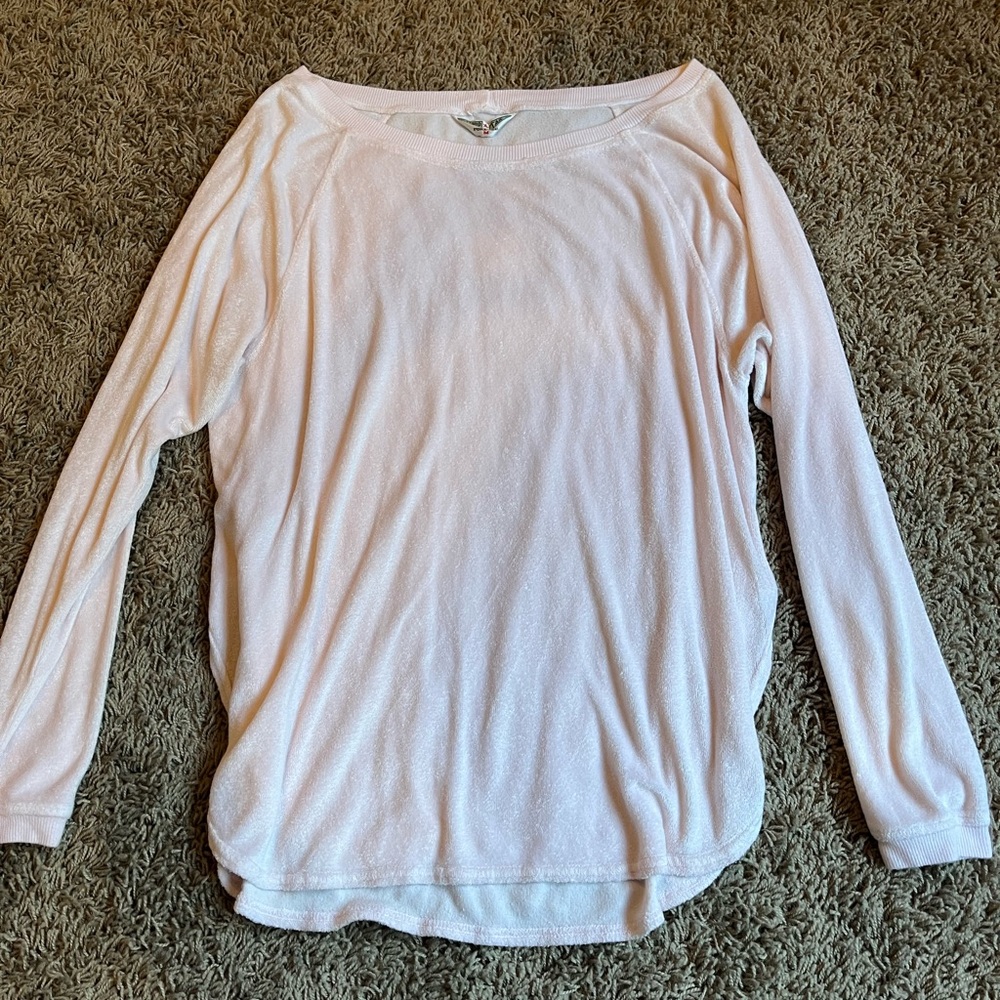 comfy light pink shirt